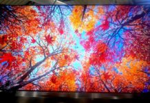 Samsung Q950R 98-palcový 8K QLED televizor podává přehled
